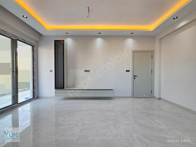 Denizli Şemikler Mahallesinde 3+1 150 M2 Naz Bayrak Mevkii Satılık Fırsat Daireler