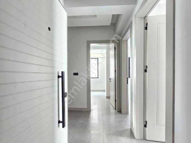 Denizli Şemikler'de 3+1 160 M2 Cinkaya Sağlık Ocağına Yakın Geniş Kullanışlı Daire