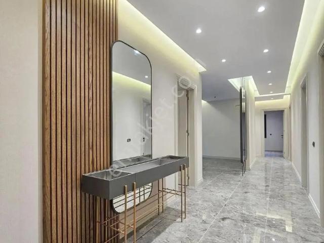 Denizli Göveçlik Te 3+1 180 M2 Havuzlu Panjurlu Giyinme Odalı Premium Satılık Son Fırsat Daireler