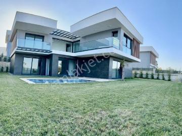 Denizli Hallaçlar’da 7+1 Sıfır Müstakil Bağımsız Villa