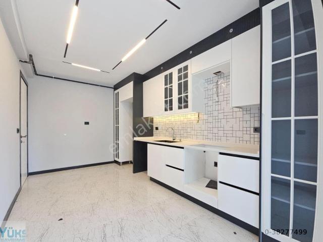 Denizli Hallaçlar Mahallesinde 3+1 160 M2 Önü Açık Lüks Satılık Arakat Daireler