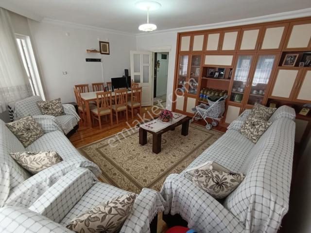 Denizli İstiklal Mh. Diş Hastanesi Altında 190 M2 Dubleks Daire