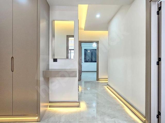 Denizli Karahasanlı da Eşsiz 3.5+1 190 m2 Havuzlu Sitede Lüks Konsept Pres fırsat daire
