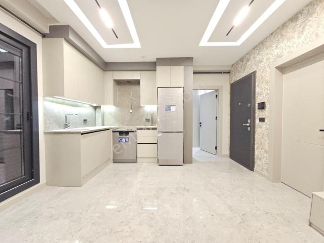 Denizli Karahasanlı Mahallesinde Şehir Hastanesinin Karşısında Kiralık 2+1 Suit Eşyalı Daireler