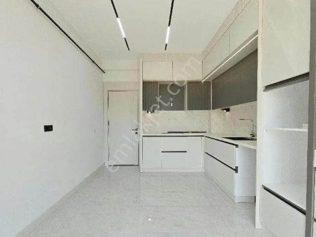 Denizli Karahasanlı Mahallesinde 3+1 170 M2 Ebeveyn Banyolu Lüks Satılık Daireler