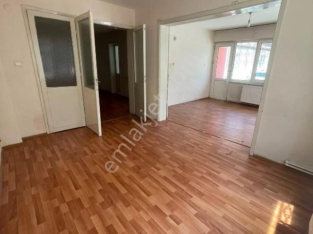 Denizli Pelitlibağ Da Çınara Yürüme Mesafesinde Kiralık 3+1 Daire