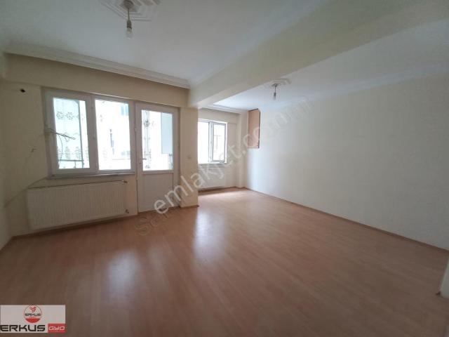 Denizli Siteler Ulus Caddesinde Satılık 2+1 Daire tam Beyanlı