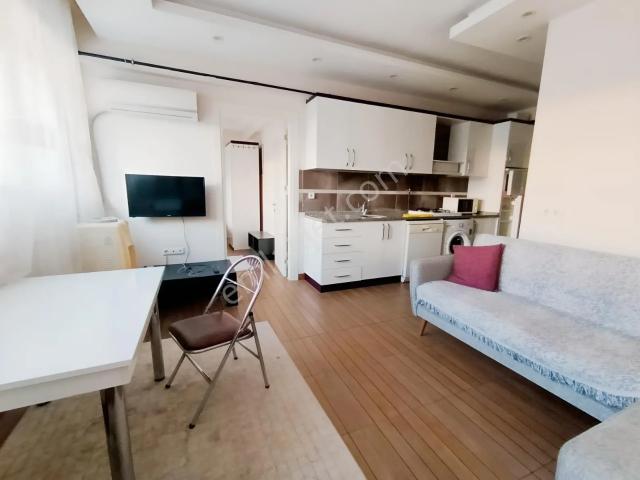 Denizli Ulus Işıklarında Geniş Balkonlu Kiralık 1+1 Eşyalı Apart