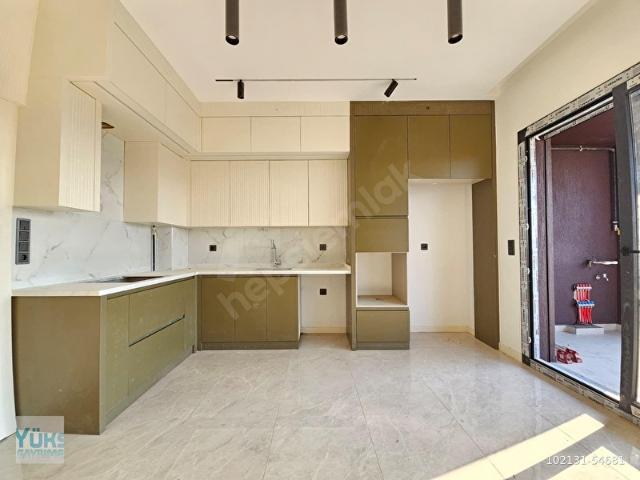 Denizli yenişafak mahallesinde 2+1 110 m2 yeşil alan park cepheli e.banyolu satılık daire