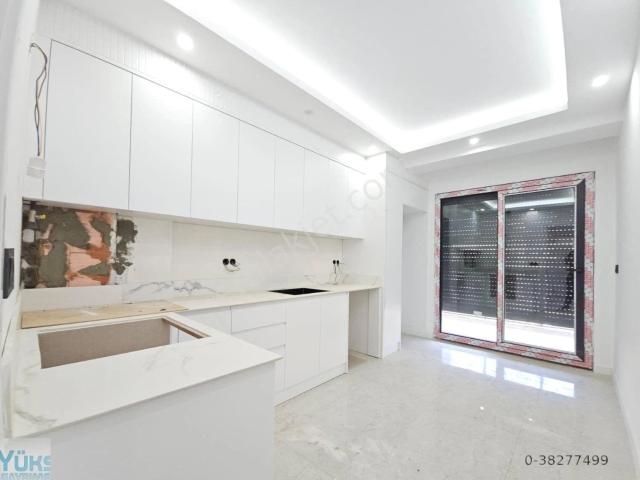 Denizli Yenişafak Mahallesinde Havuzlu Site İçinde 2+1 120 M2 Panjurlu Lüks Satılık Arakat Daireler