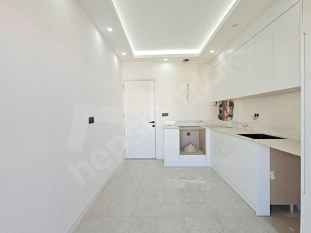 Denizli yenişafak mahallesinde havuzlu site içinde 2+1 120 m2 panjurlu lüks satılık arakat daireler
