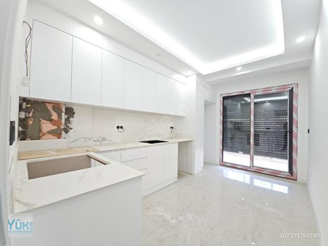 Denizli yenişafak mahallesinde havuzlu site içinde 2+1 120 m2 panjurlu lüks satılık arakat daireler