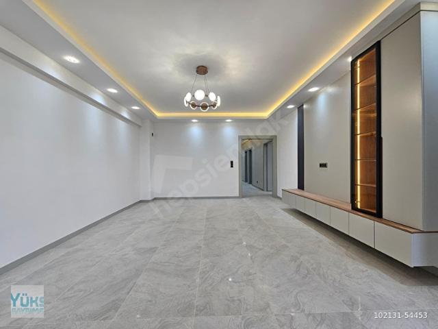 Denizli 1200 evler de 3+1 190 m2 ebeveyn banyolu giyinme odalı panjurlu ultra lüks daire