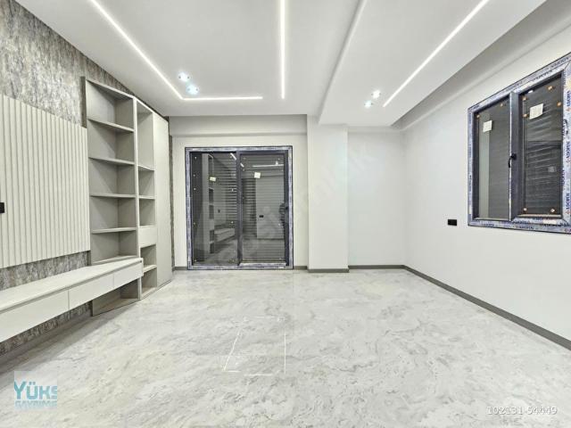 Denizli 1200 evlerde 3+1 harika konumda panjurlu giyinme odalı ultra lüks satılık daire