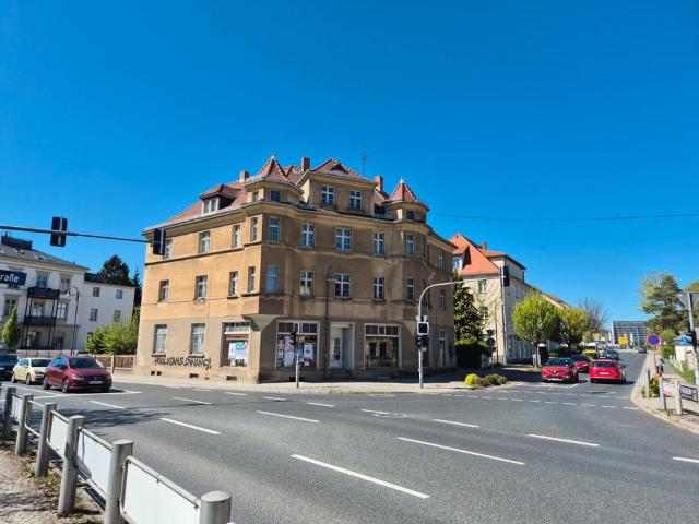 Denkmalgeschütztes Wohn und Geschäftshaus mit Entwicklungspotenz