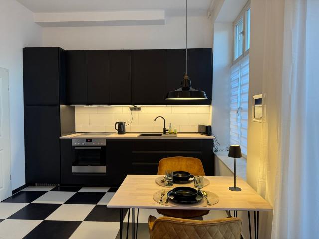 Denkmalgeschütze Wohnung in grüner Enklave Berlin Amsterdam Apartments for Rent