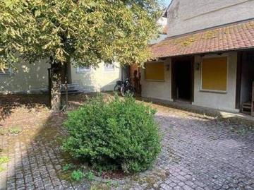 Denkmalgeschützes Gasthaus mit Biergarten