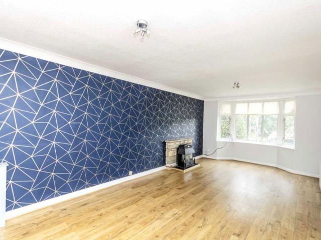 Denleigh Gardens, KT7, London