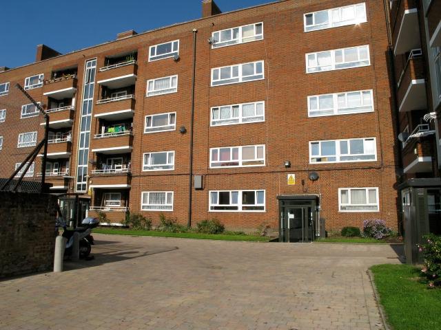 Denman House, Lordship Terrace, London N16, 1 bed flat to rent, £1,725 pcm | PrimeLocation