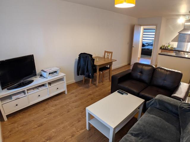 Denmark Road, Manchester M15 2 bed flat to rent £1,307 pcm £302 pw