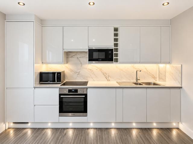 Denmark Villas, Hove BN3 2 bed flat to rent £1,850 pcm £427 pw