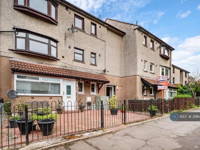 Denmilne Path, Glasgow, G34 2 bed flat to rent £875 pcm £202 pw