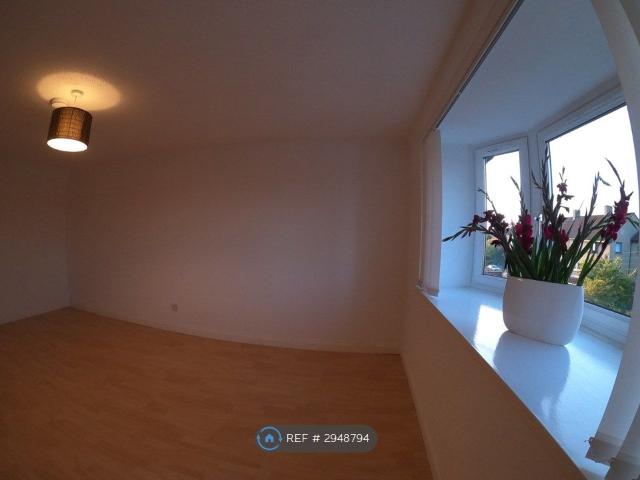 Denmilne Street, Glasgow G34, 2 bed flat to rent, £800 pcm | PrimeLocation