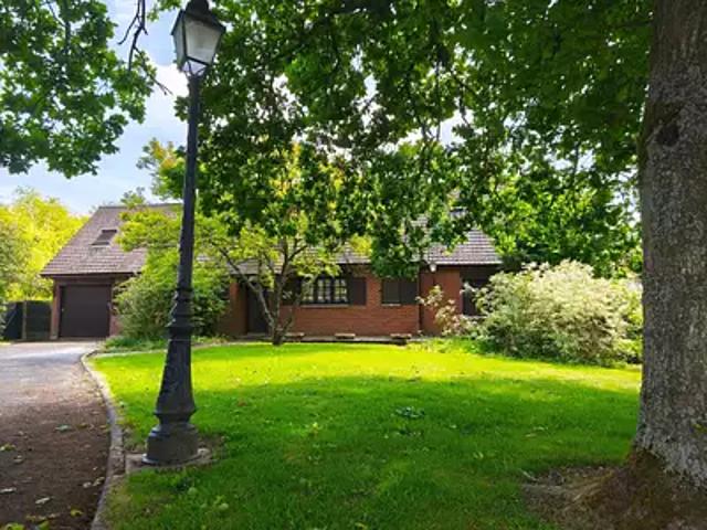 Dennebroeucq 62560 Achat / Vente maison 7 pièces t7 piscine balcon