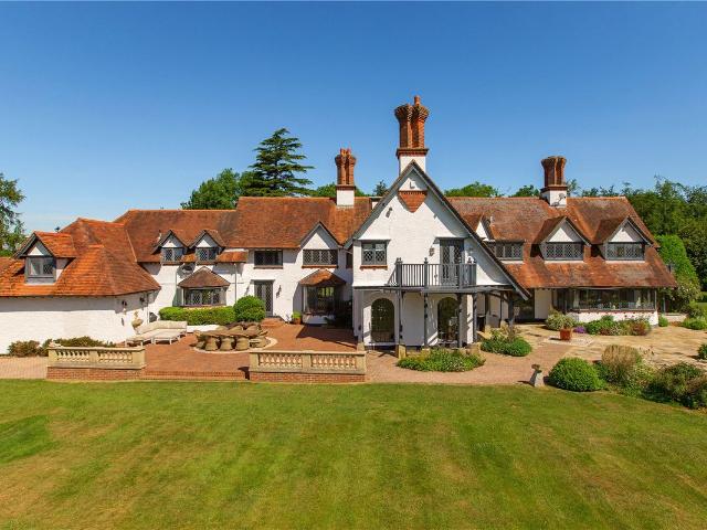 Denner Hill, Great Missenden, Buckinghamshire HP16, 6 bed detached house to rent, £12,500 pcm | PrimeLocation