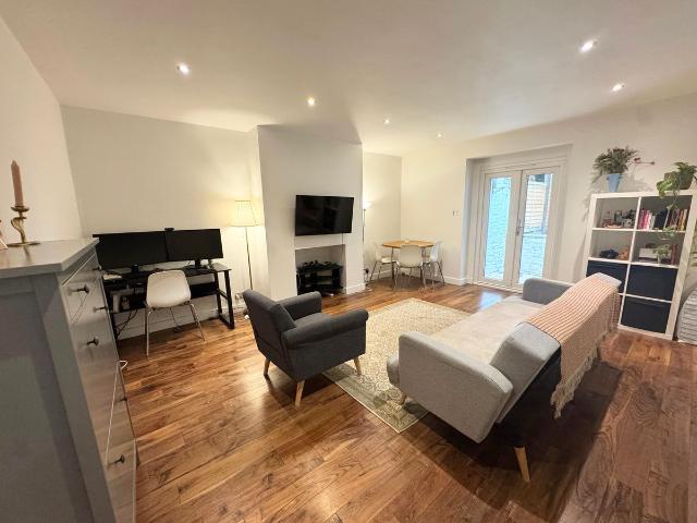 Dennington Park Road West Hampstead NW6, 3 bed flat to rent, £3,600 pcm | PrimeLocation