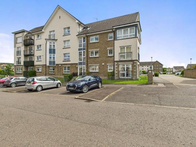 Denny Crescent, Dumbarton G82, 2 bed flat to rent, £995 pcm | PrimeLocation