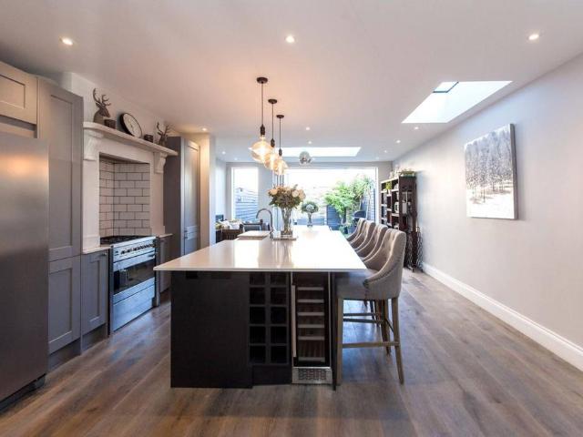 Deodar Road, Putney, London, SW15 5 bed terraced house to rent £14,998 pcm £3,461 pw