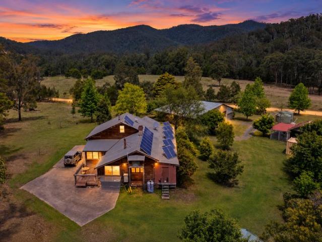 DEUA RIVER VALLEY BLISS OFF GRID RIVERFRONT ACRES