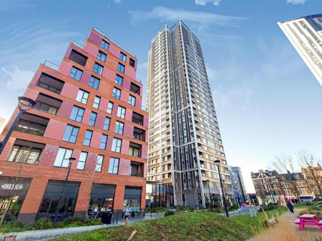 Deacon Street, Elephant and Castle. 2 bed flat to rent £4,250 pcm £981 pw