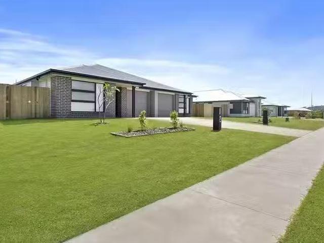 Rental! A/55 Johnson Drive, Hidden Valley, QLD 4703