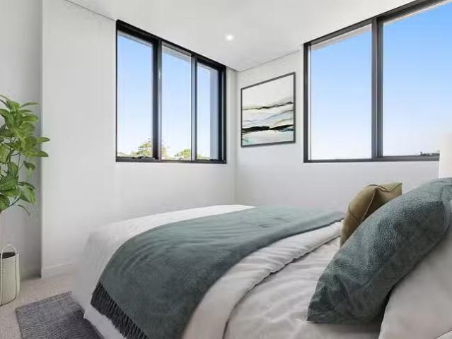 Cozy D305/105 Willarong Road, Caringbah, NSW 2229