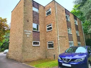 Charming Garage for rent in Wellington Road, Bournemouth, BH8