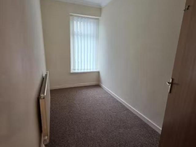 New House for rent in Woodland Terrace, Maesycoed, Pontypridd.