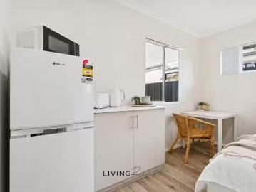 New ROOM 6 Broadway, Bayswater, WA 6053
