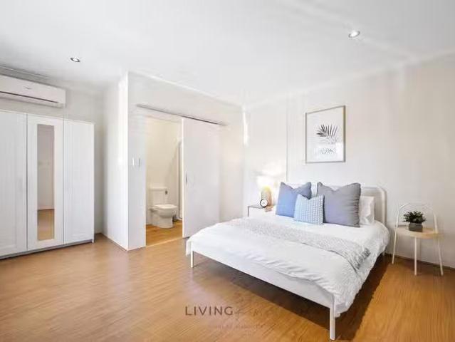 New ROOM 6 Hopkinson Way, Wilson, WA 6107