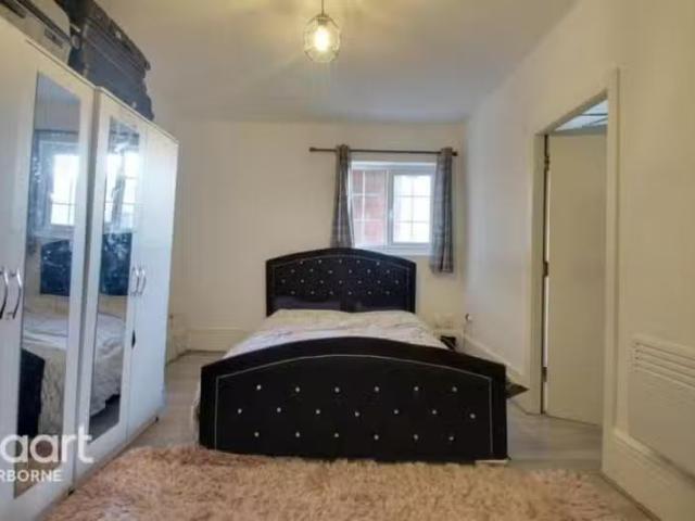 Unique Studio flat for rent in Park Rd, Moseley, B13