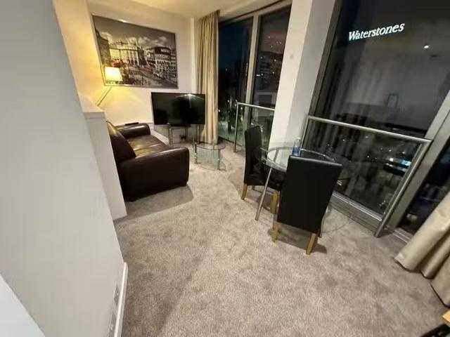 Just in! Studio flat for rent in Rotunda, New Street, B2