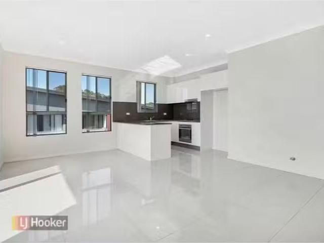 Cozy 14/3 4 Harvey Place, Toongabbie, NSW 2146