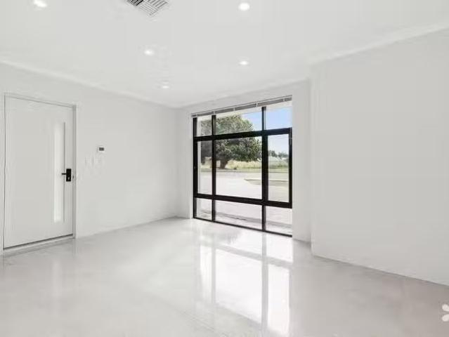 New 1/436 Morley Drive, Morley, WA 6062