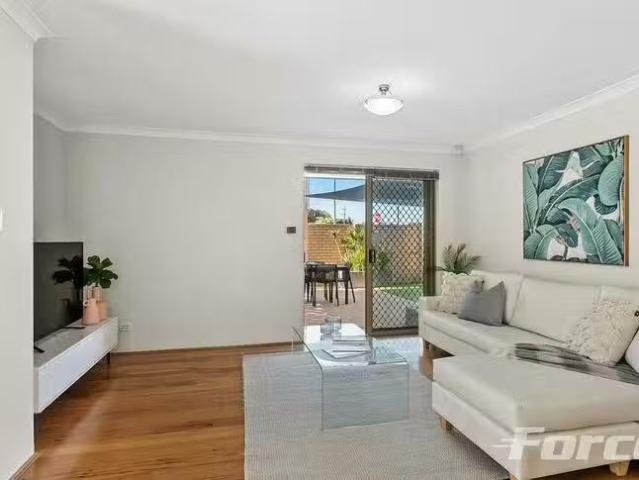 Deal! 1/45 Wilbird Avenue, Balcatta, WA 6021