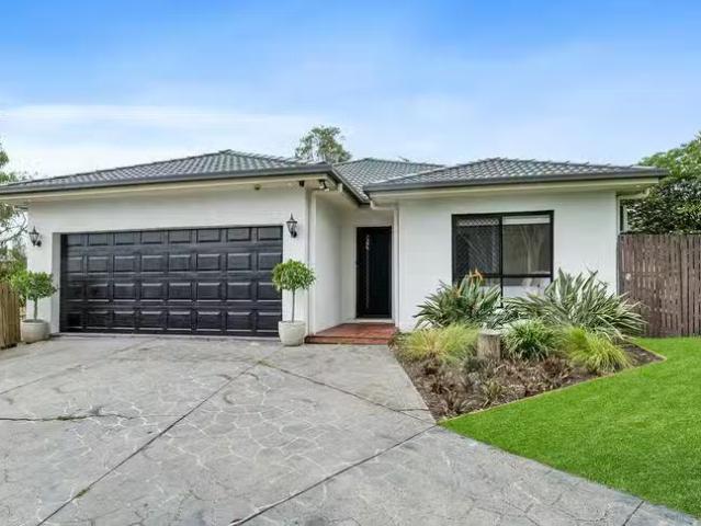 Charming 14 Mulligan Way, Edens Landing, QLD 4207