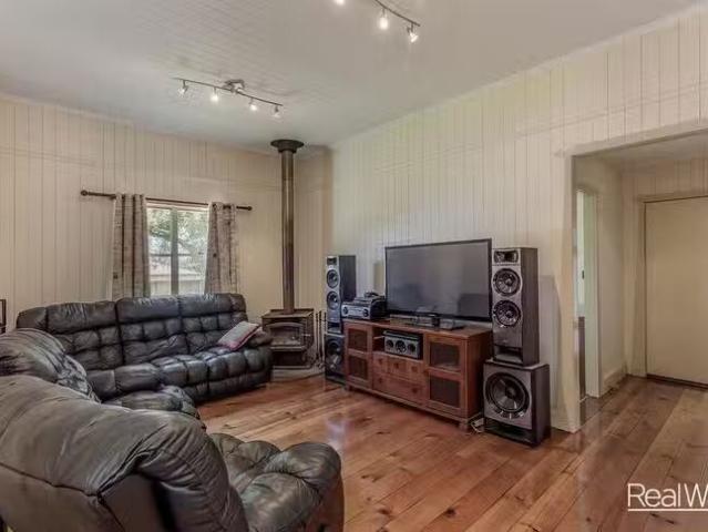 Just in! 14 Mansford Street, North Toowoomba, QLD 4350