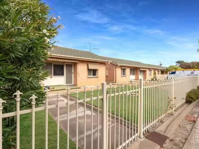 Just in! 1/4 Barrington Avenue, Semaphore South, SA 5019