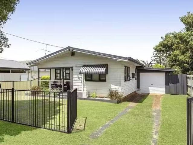 Nice 14 Eulolo Street, Wilsonton, QLD 4350