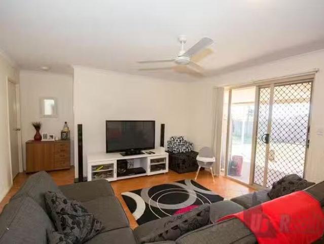 For Rent! 14 Ferny Avenue, Avoca, QLD 4670